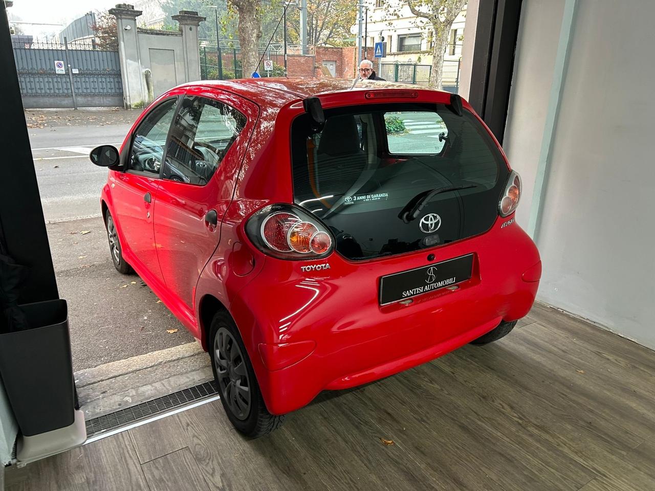 Toyota Aygo 1.0 Sol 5p 68cv NEOPATENTATI!!!
