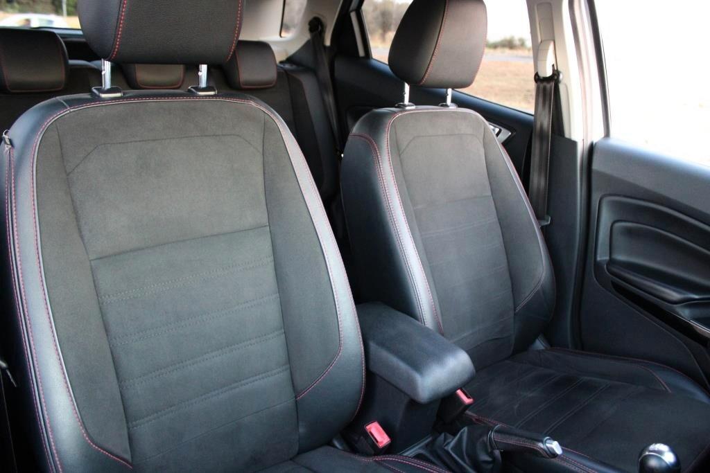 FORD EcoSport 1.5 Ecoblue ST-line *Luci Ambiente