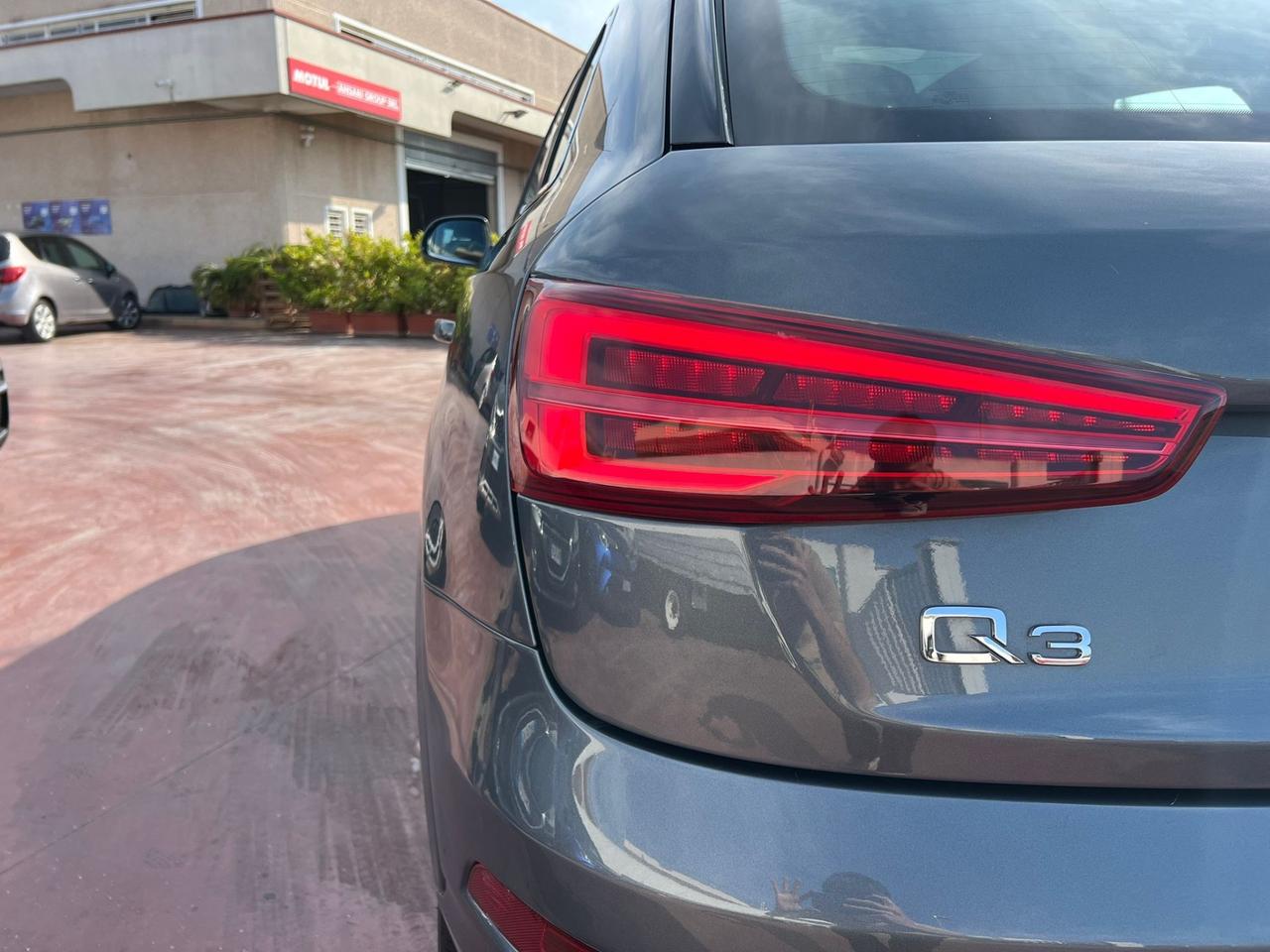 Audi Q3 2.0 TDI 150 CV quattro S tronic edition Sport