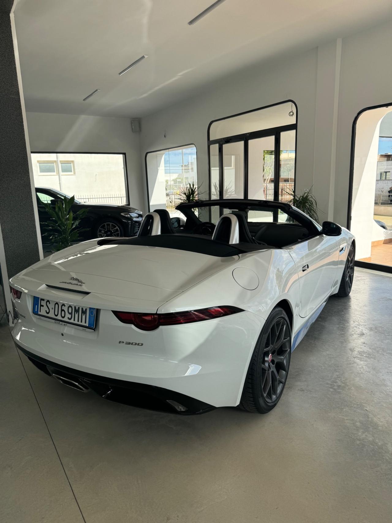 Jaguar F-Type 3.0 V6 380 CV Convertibile R-Dynamic