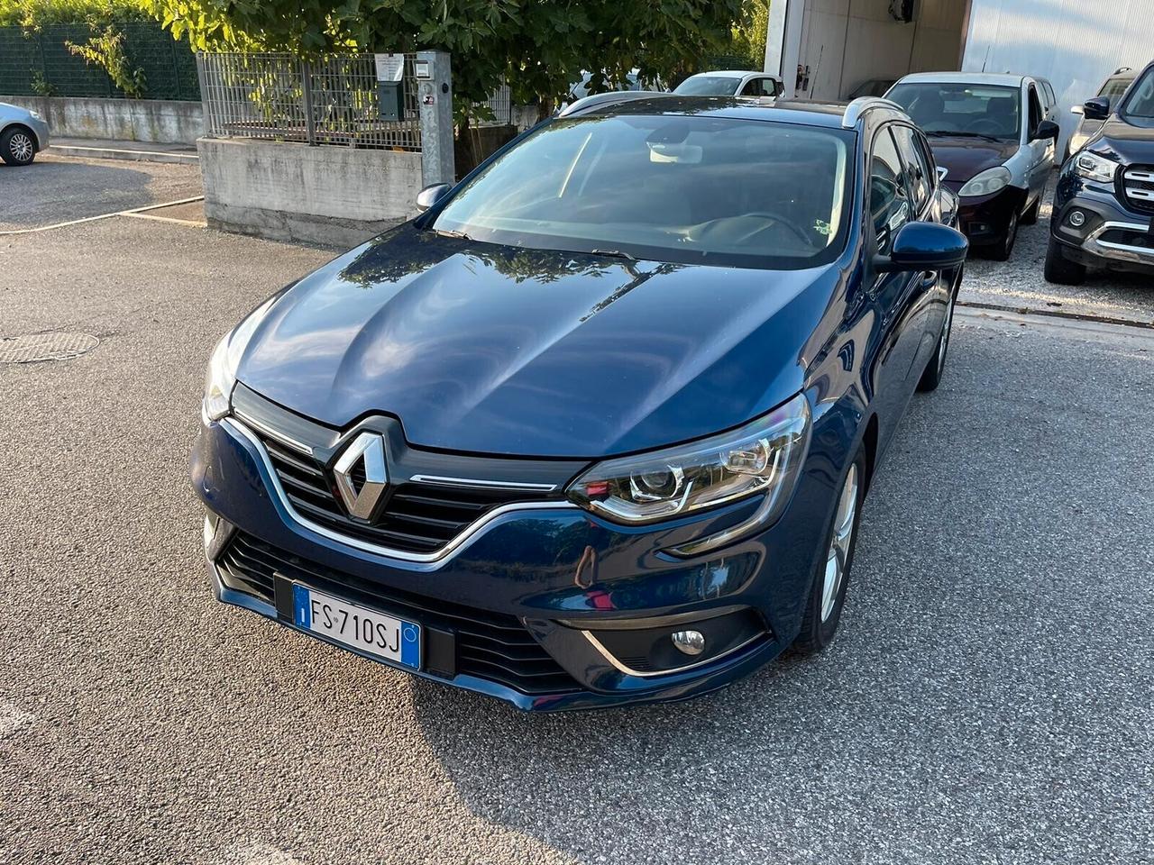 Renault Megane M&amp;eacute;gane Sporter dCi 8V 110 CV EDC Energy Intens