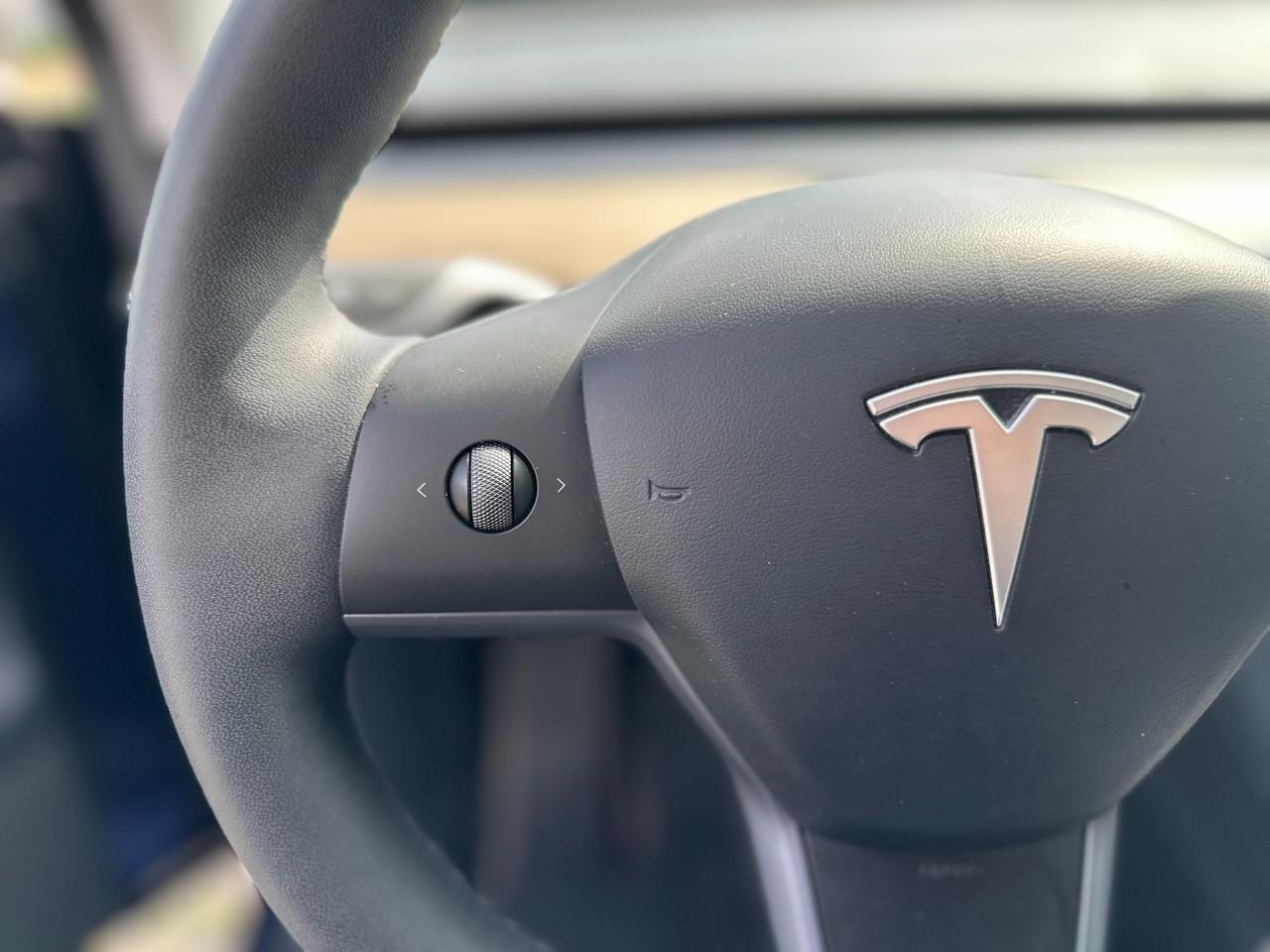 TESLA Model Y 2021 - Model Y Single Motor rwd