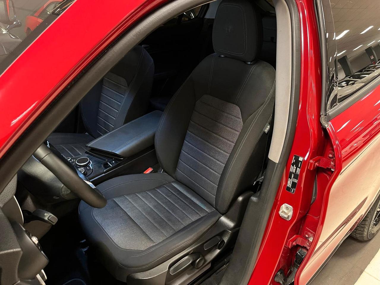 Alfa Romeo Stelvio Q4