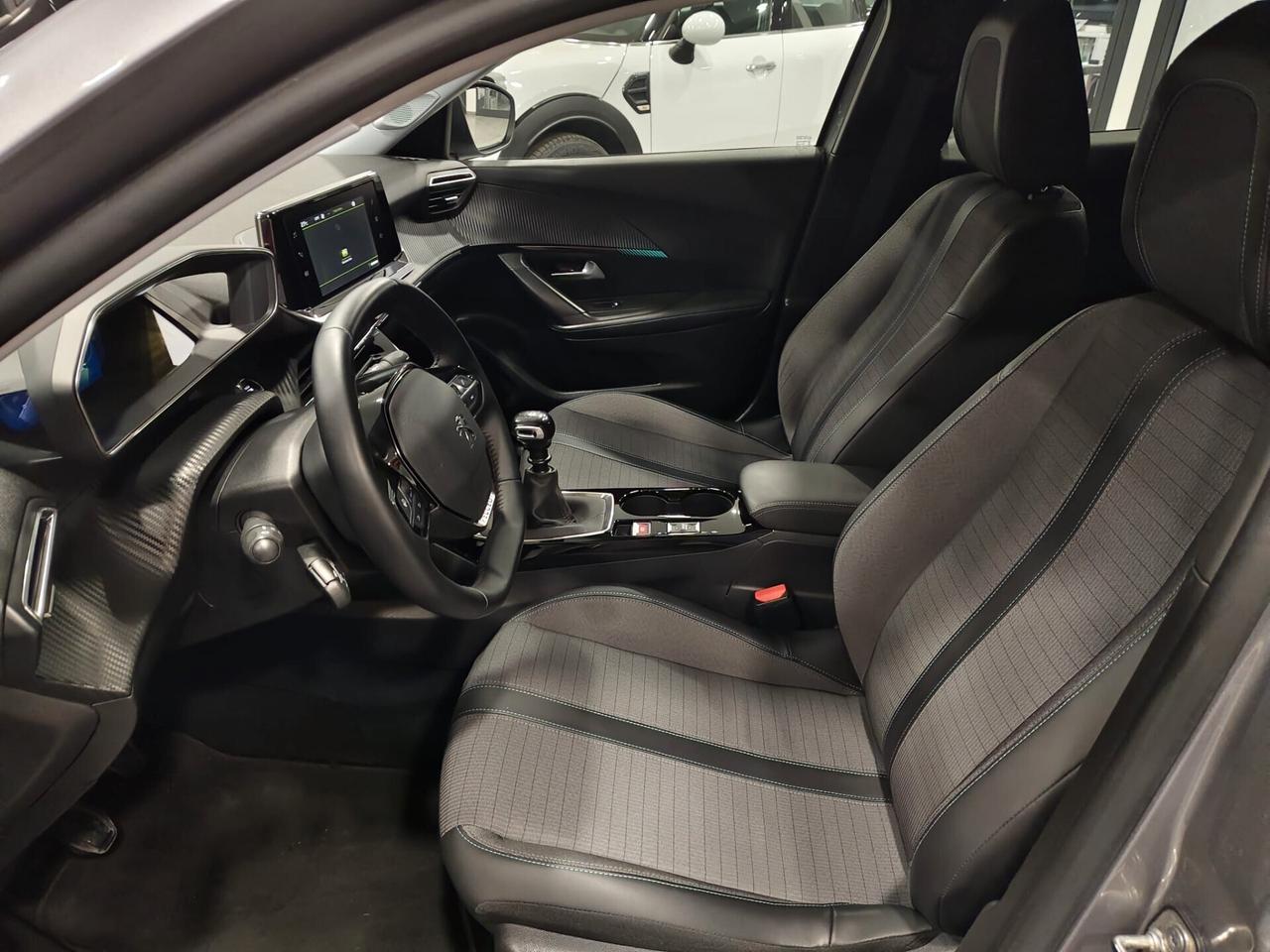 Peugeot 2008 BlueHDi Allure Pack