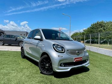 Smart ForFour 90 0.9 Turbo twinamic Brabus Style