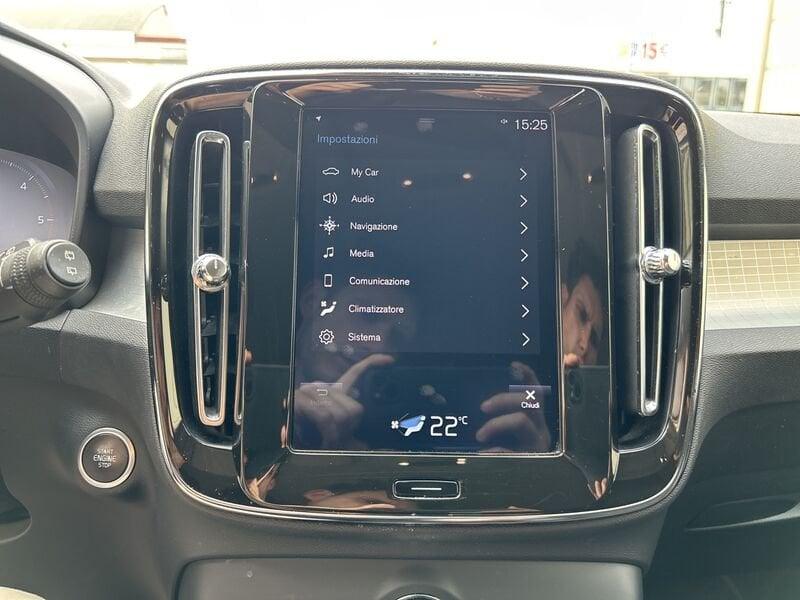 Volvo XC40 D3 AWD Geartronic Momentum