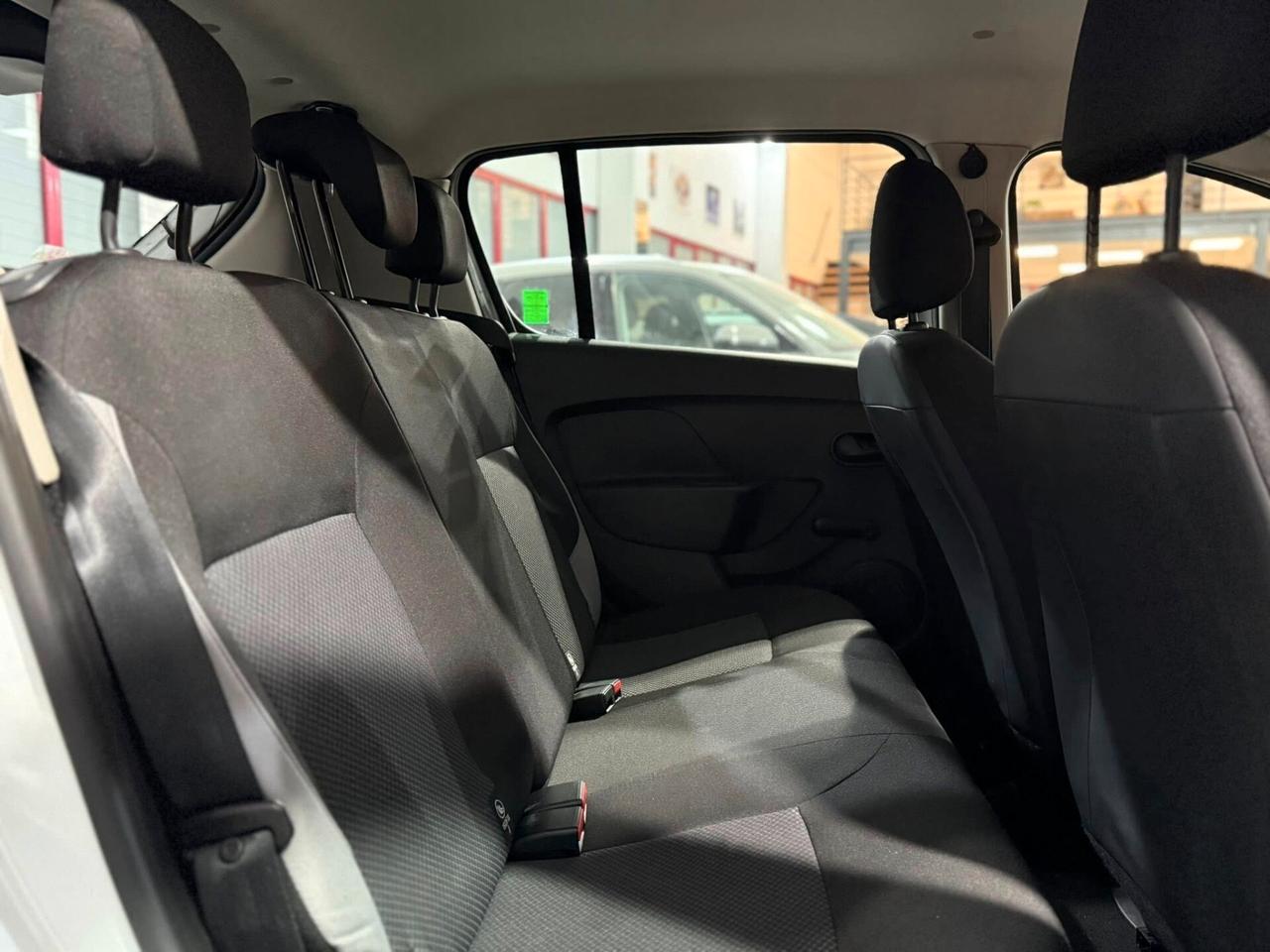 Dacia Sandero 1.2 benzina 75CV Serie Speciale Laureate Family