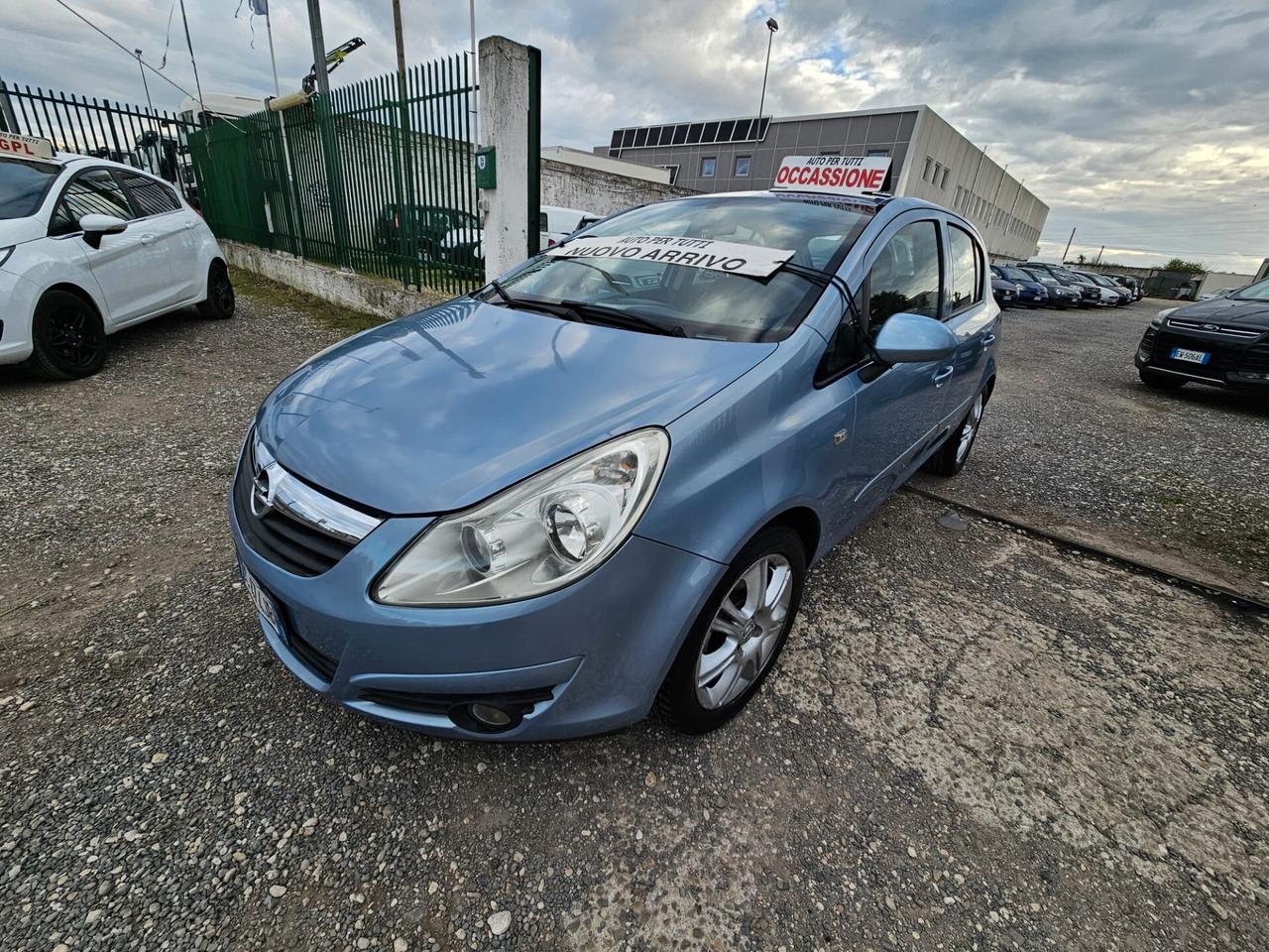 Opel Corsa 1.3 16V CDTI 5 porte Neopatentati