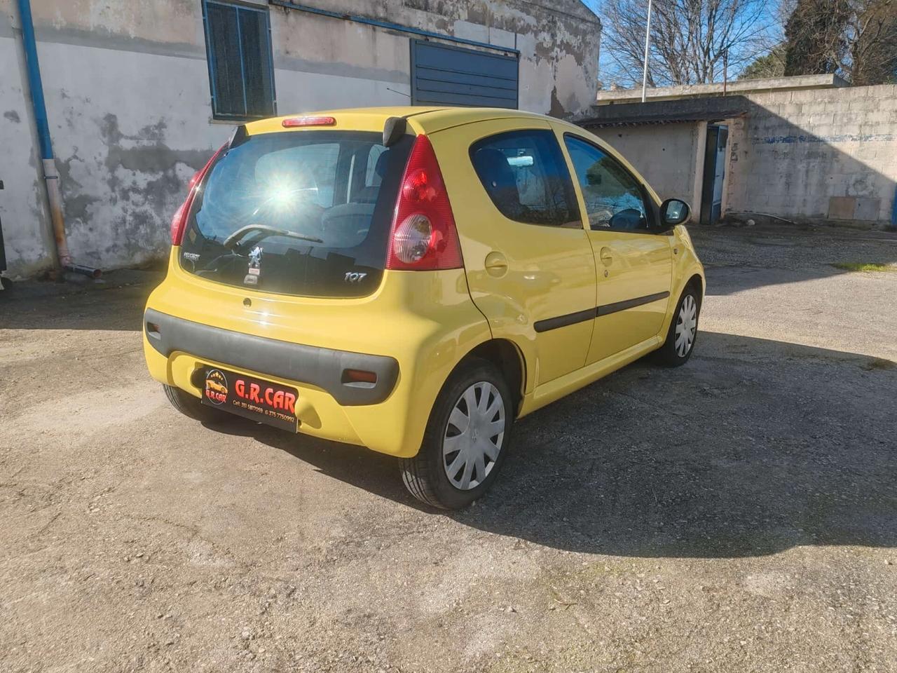 Peugeot 107 1.0 68CV 5p. Plaisir 2Tronic