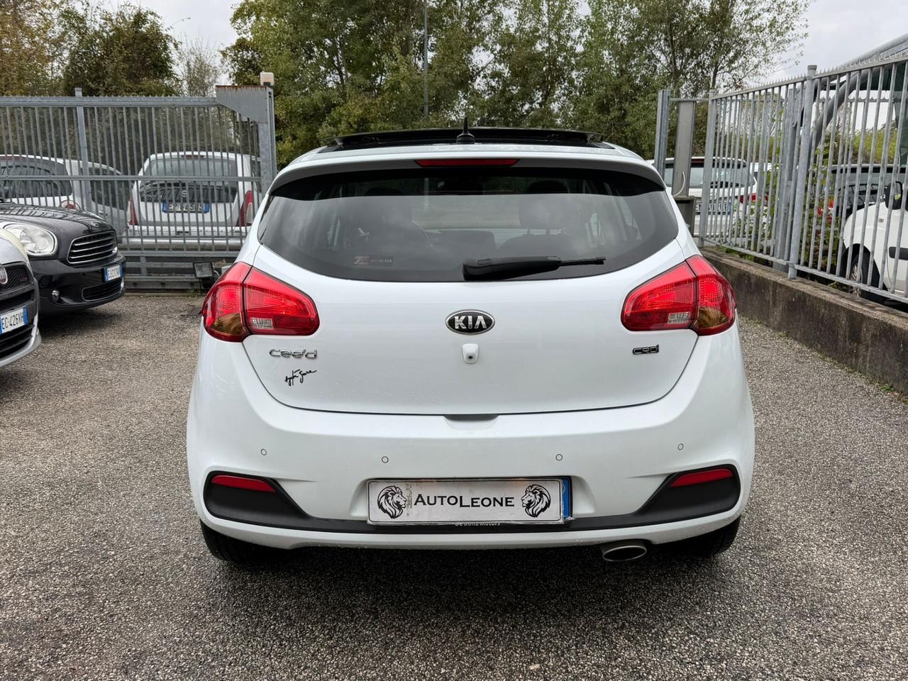 Kia Ceed cee'd 1.6 CRDi 110 CV 5 porte Cool