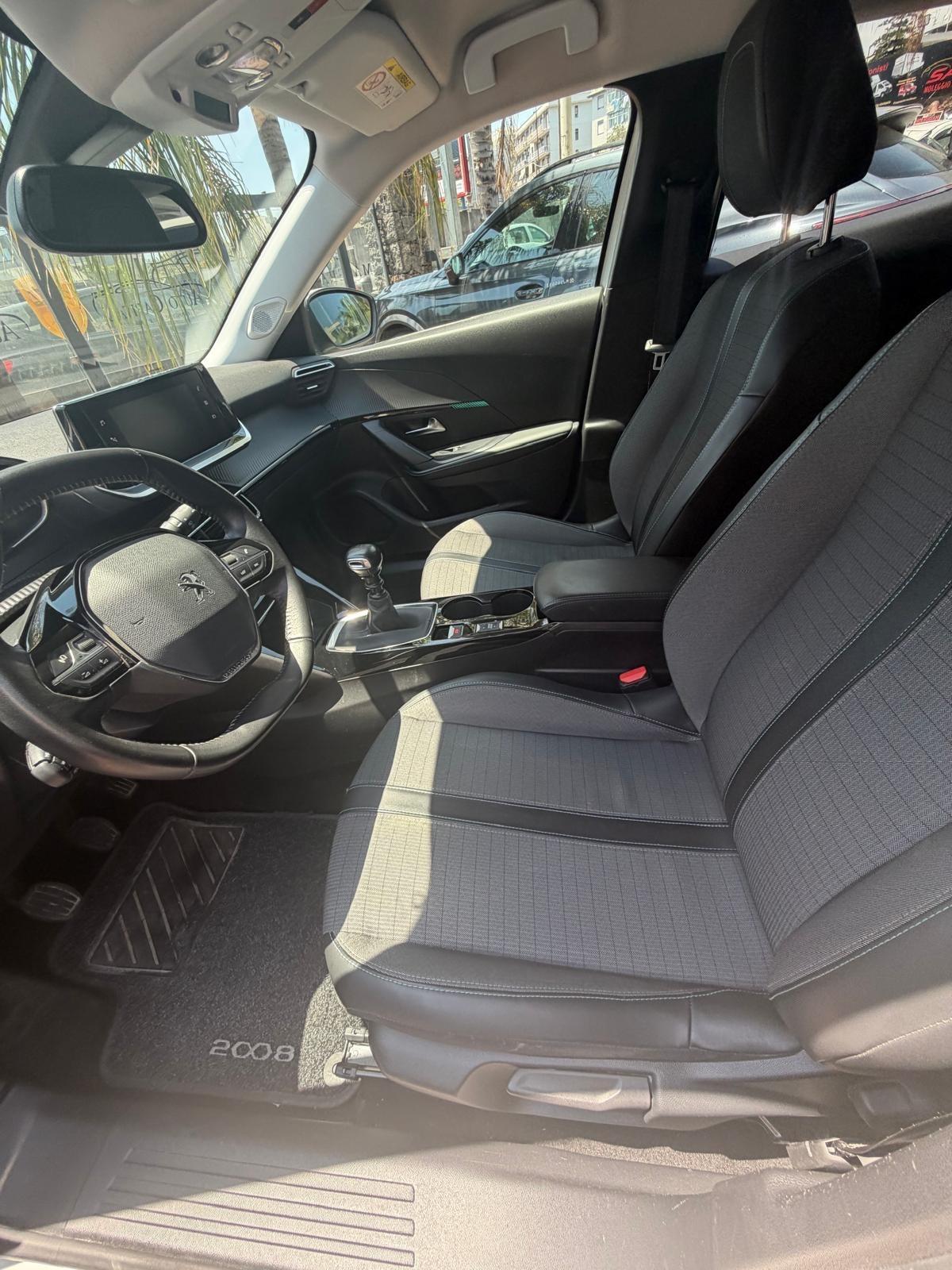 Peugeot 2008 PureTech 100 S&S Allure Pack PREZZO 14990