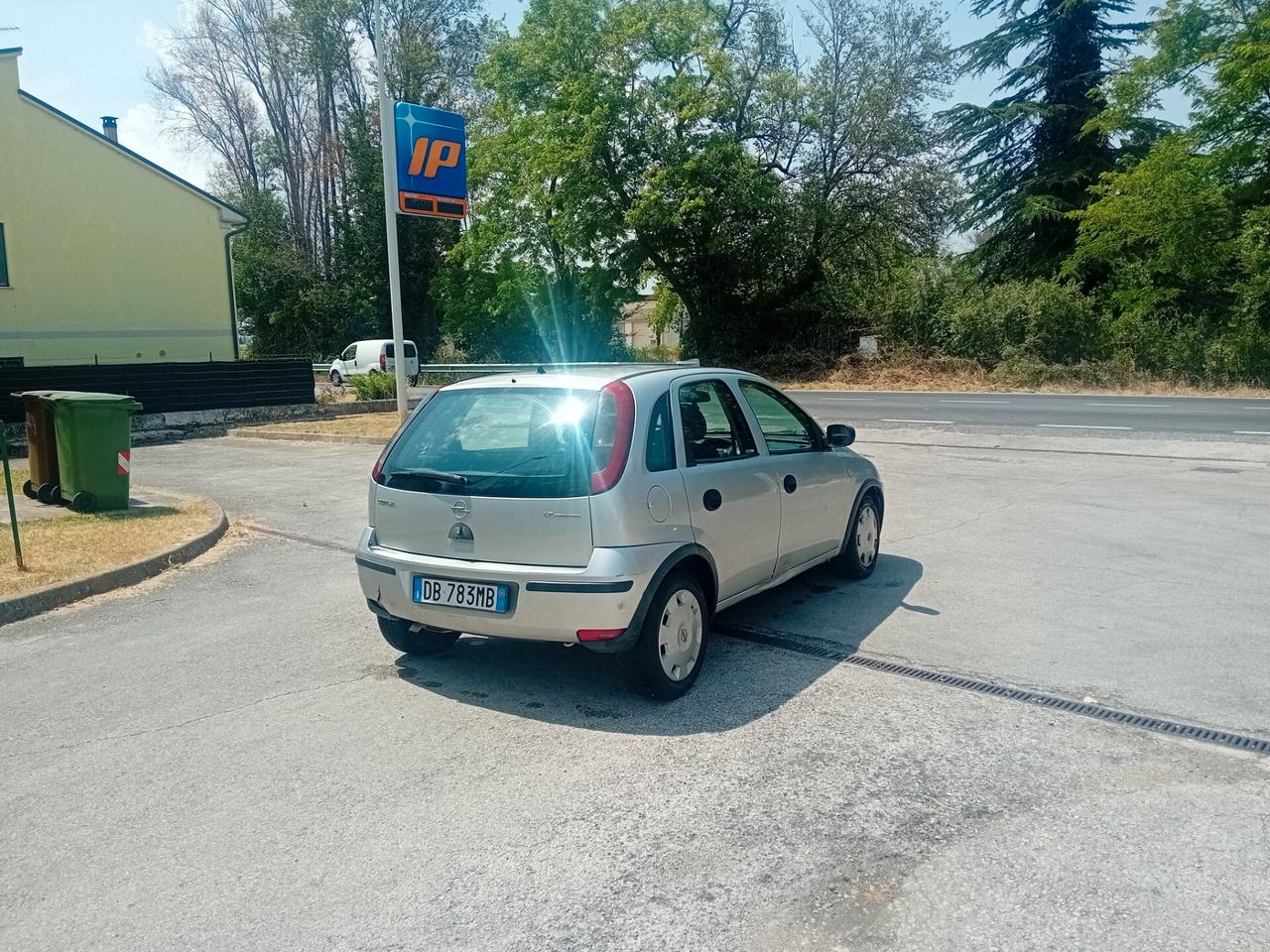 Opel Corsa 1.2i 16V cat 5 porte Club