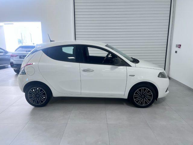 LANCIA Ypsilon 1.0 FireFly 5 porte S&S Hybrid Gold
