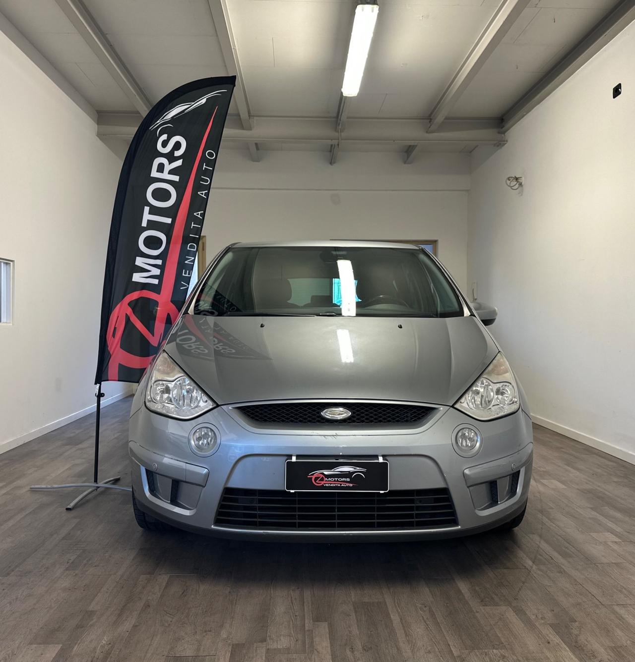 Ford S-Max 1.8 TDCi 125CV TITANIUM NEOPATENTATI