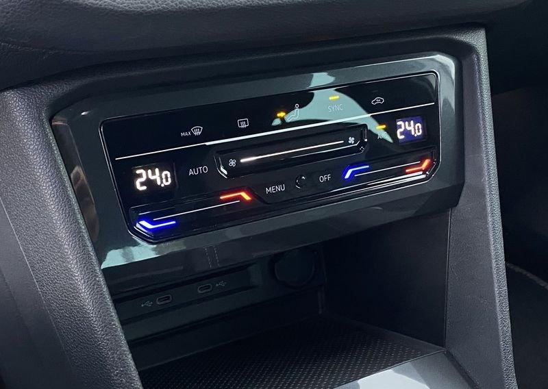 Volkswagen Tiguan R-Line 2.0 TDI 150 CV DSG