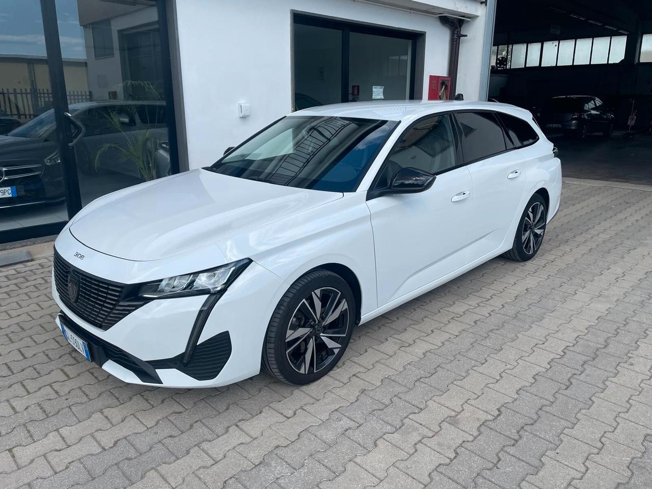 Peugeot 308 BlueHDi 130 S&S EAT8 SW Allure