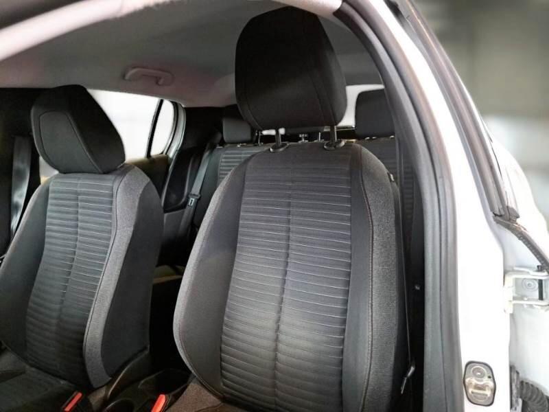 Peugeot 208 5 porte Active