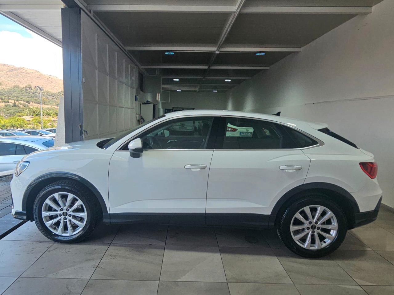 Audi Q3 Sportback 35 2.0 tdi S line edition s-tronic