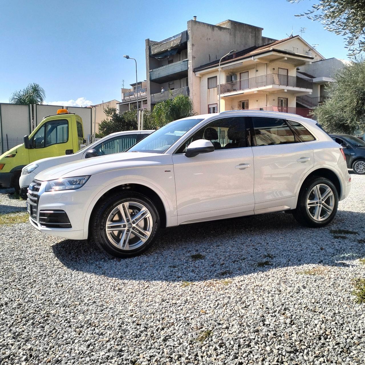 Audi Q5 2.0 TDI quattro S tronic Sport