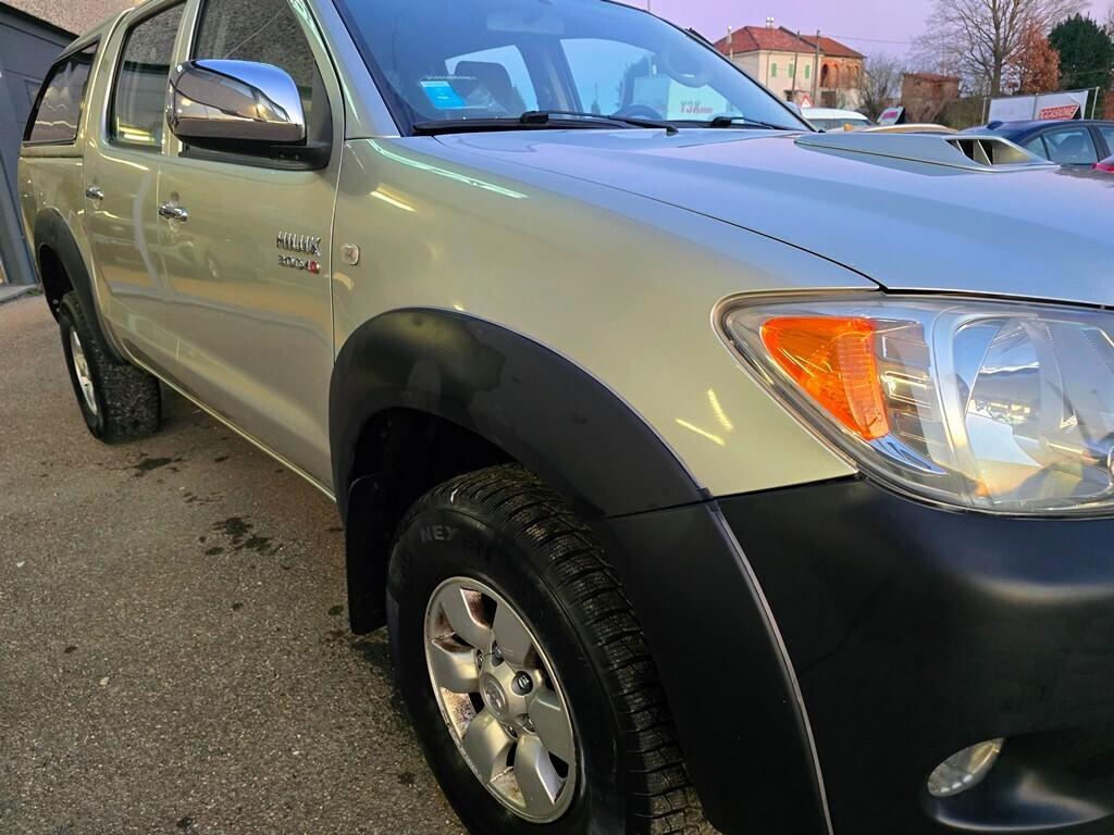 Toyota Hilux 3.0 D-4D 171CV IN PERFEZIONE TOTALE!