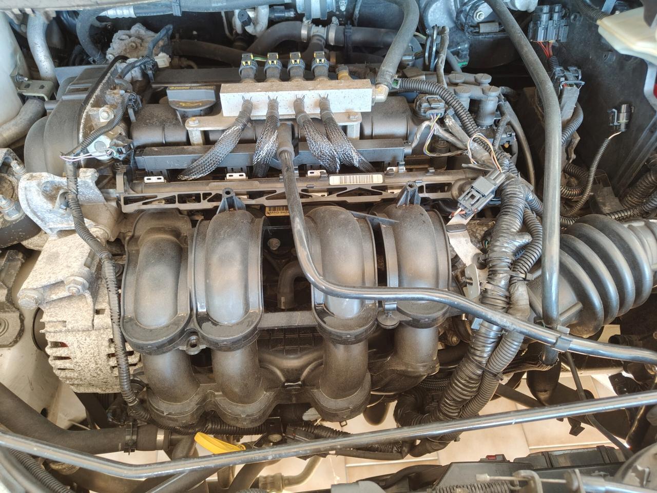 Ford C-Max 1.6 120CV GPL Plus
