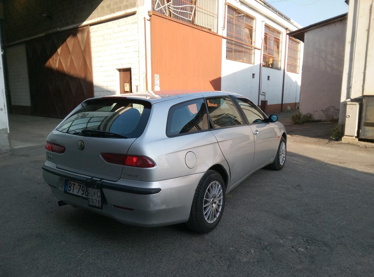 Alfa Romeo 156 1.6i 16V Twin Spark cat Sportwagon Progression
