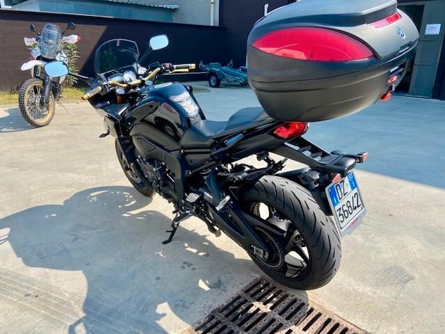 Yamaha Fazer 8 2012- 2 Prop . Solo 23.500 Km - Occasione