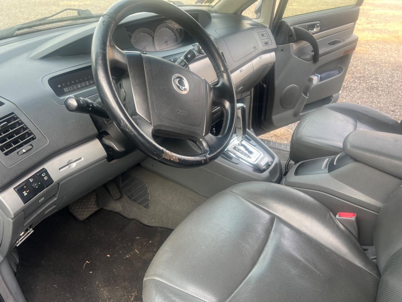 Ssangyong Rodius 2.7 XDi 4WD Premium 7 posti