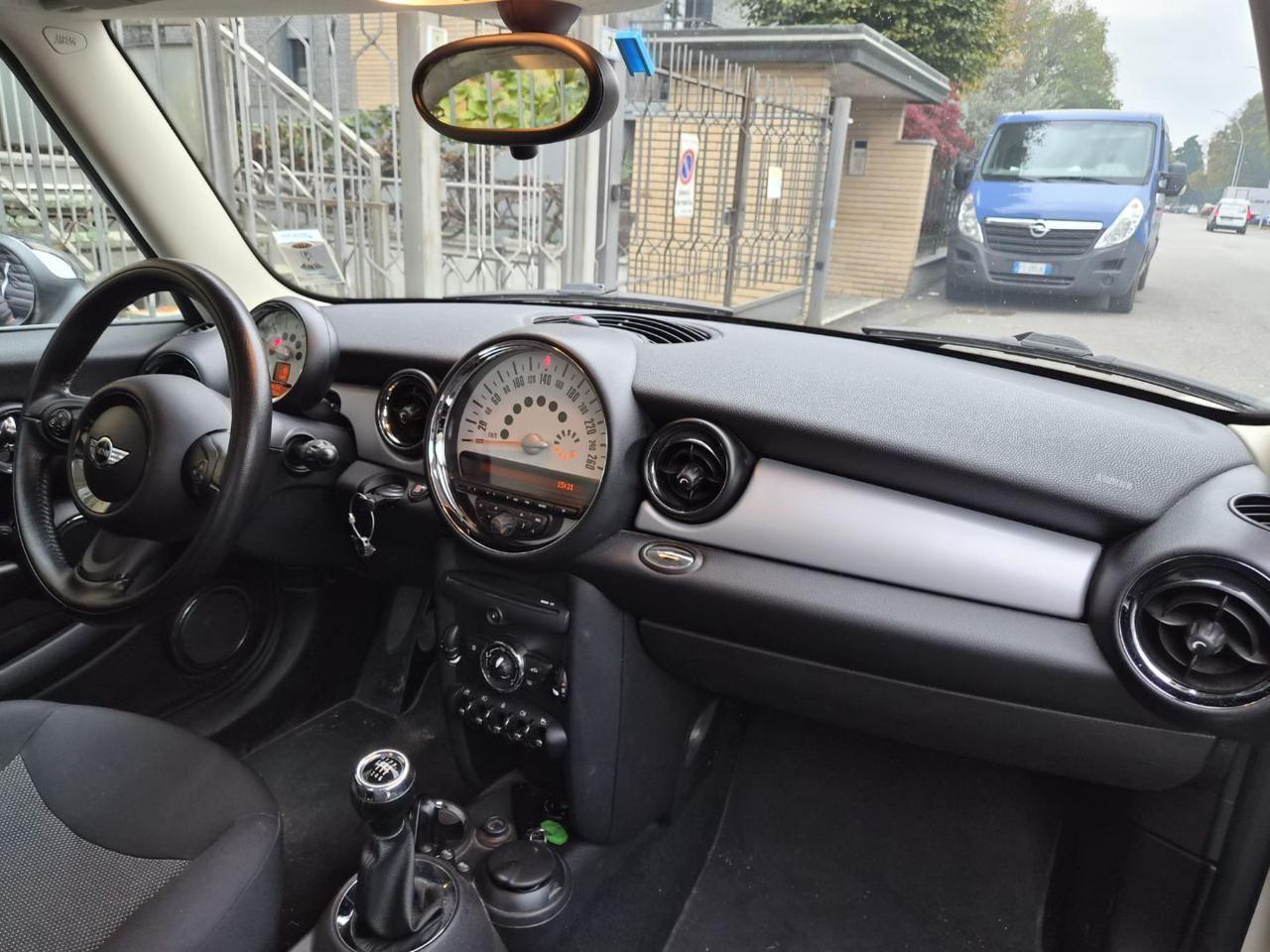 MINI One 1.6 16V One D