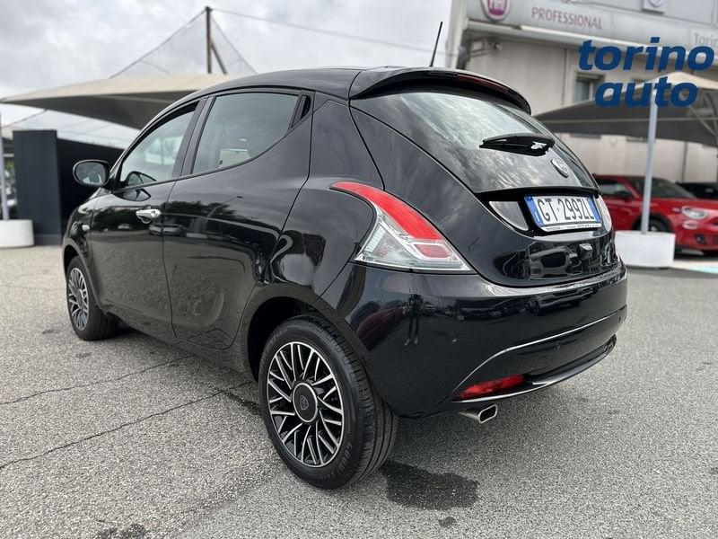 Lancia Ypsilon Ypsilon 1.0 FireFly 5 porte S&S Hybrid Oro