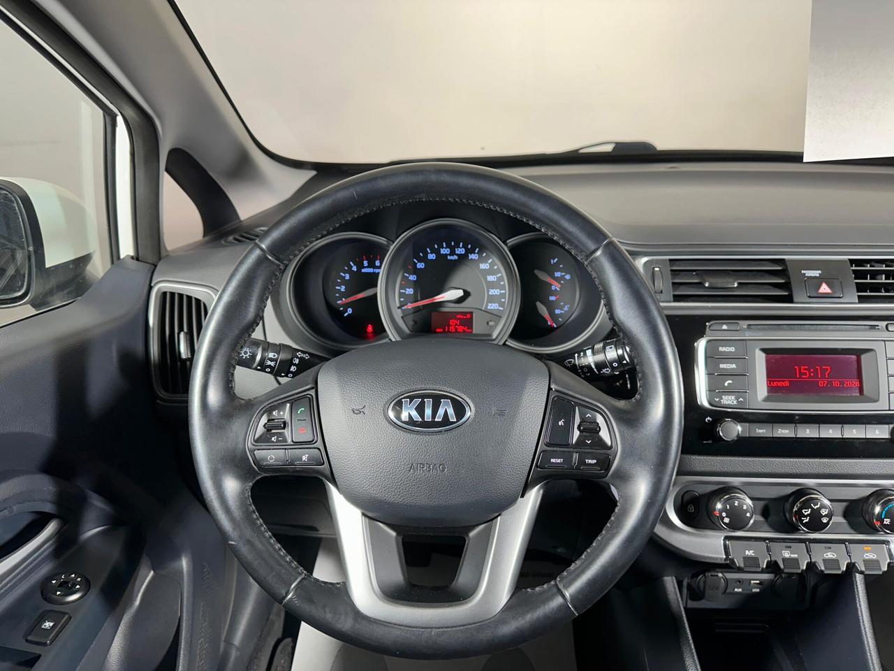 Kia Rio 1.1 CRDi 5p. Cool - ANCHE PER NEOPATENTATI!!