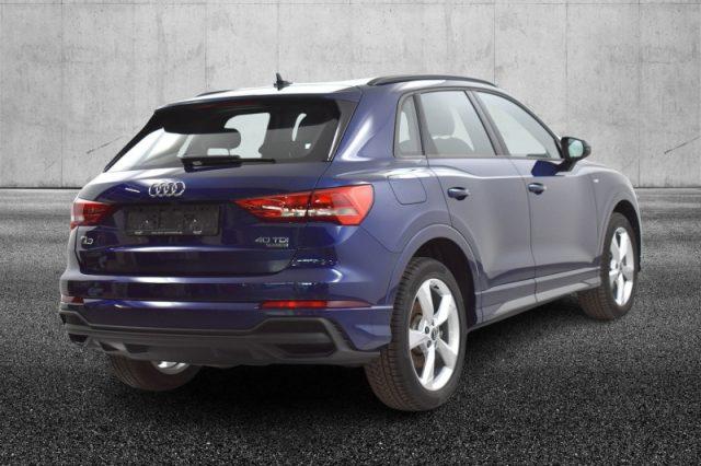 AUDI Q3 40 TDI quattro S tronic Business Advanced