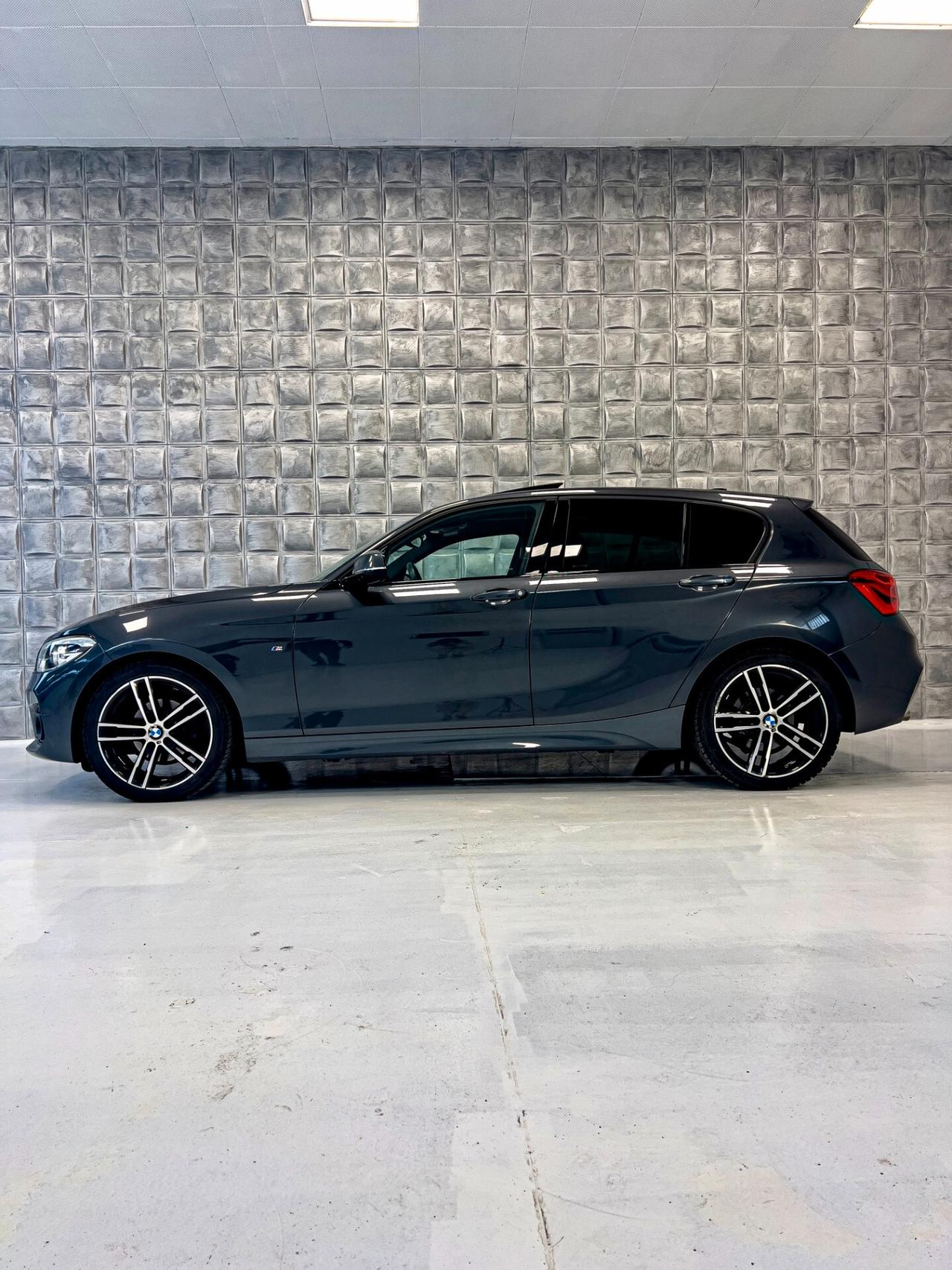 Bmw 118 118d 5p. Msport