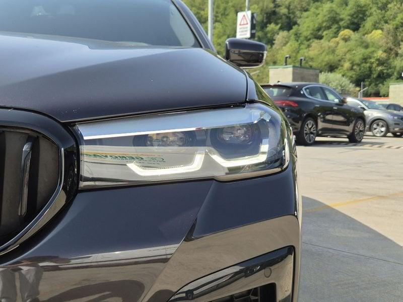 BMW Serie 5 520d Touring mhev 48V xdrive Msport auto
