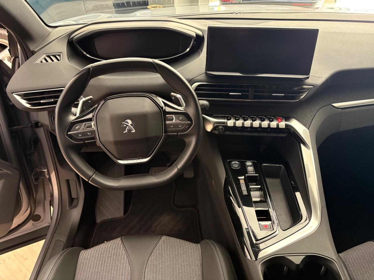 Peugeot 3008 BlueHDi 130cv EAT8 ALLURE