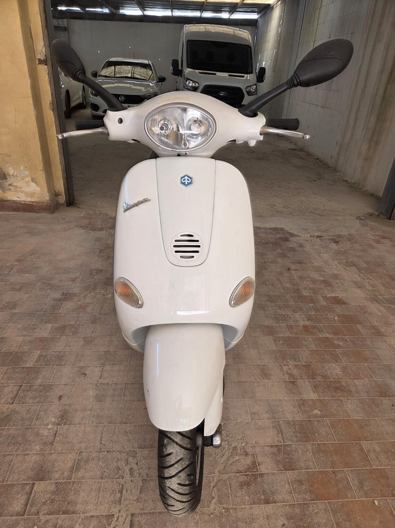 Piaggio Vespa 150 ET4