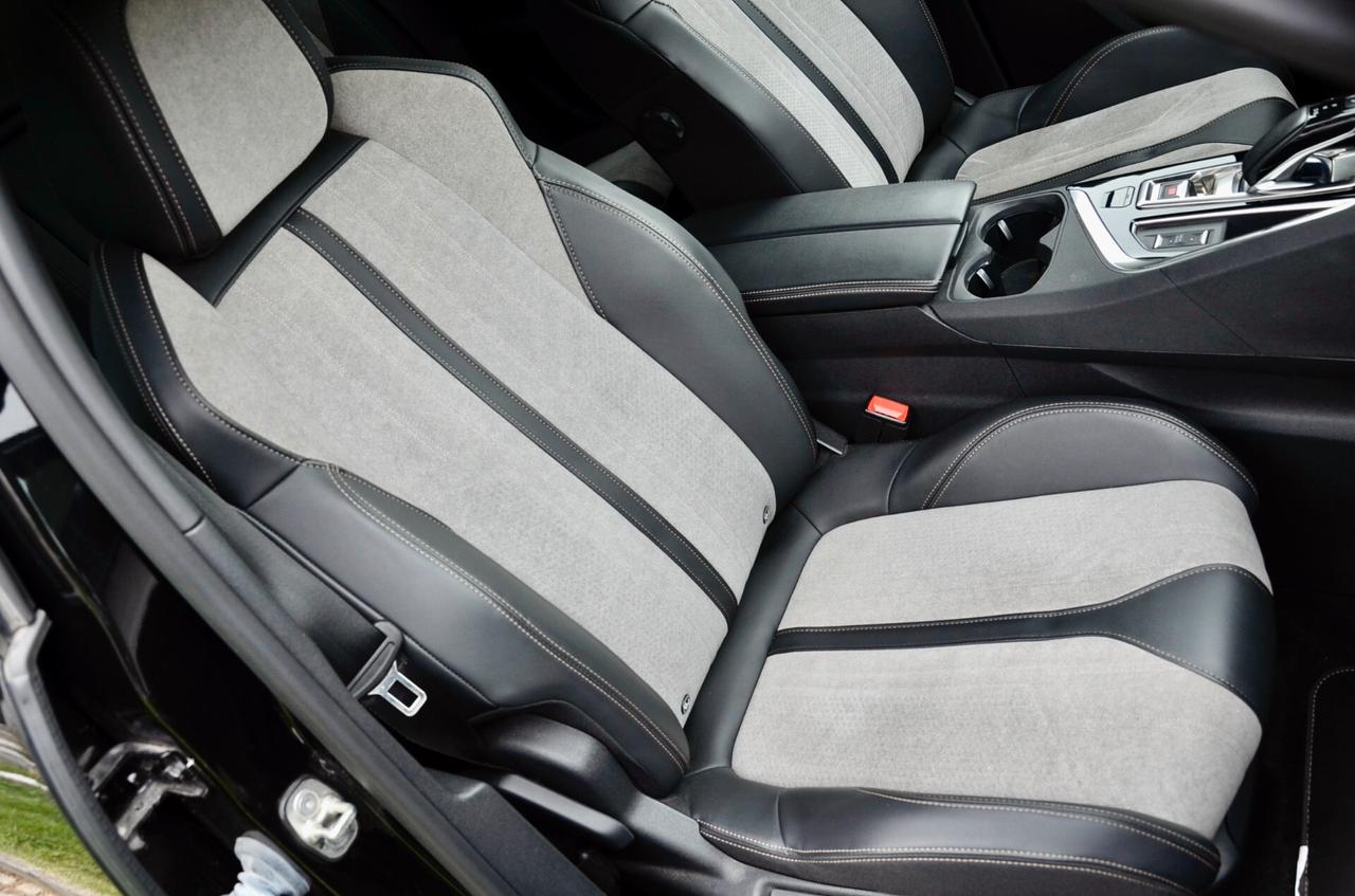PEUGEOT 3008 1.6 HYBRID4 PLUG IN PHEV GT LINE 300cv AUTO, UFF ITALIANA, EURO 6D, FARI LED, NAVI, RETROCAMERA, PERMUTE
