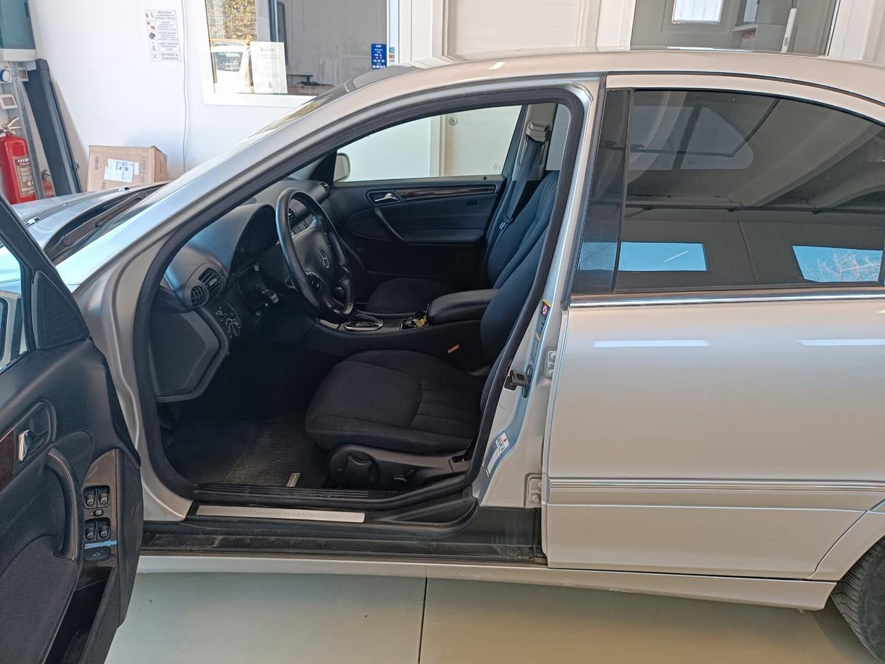 Mercedes-benz C 200 Kompressor TPS cat Elegance