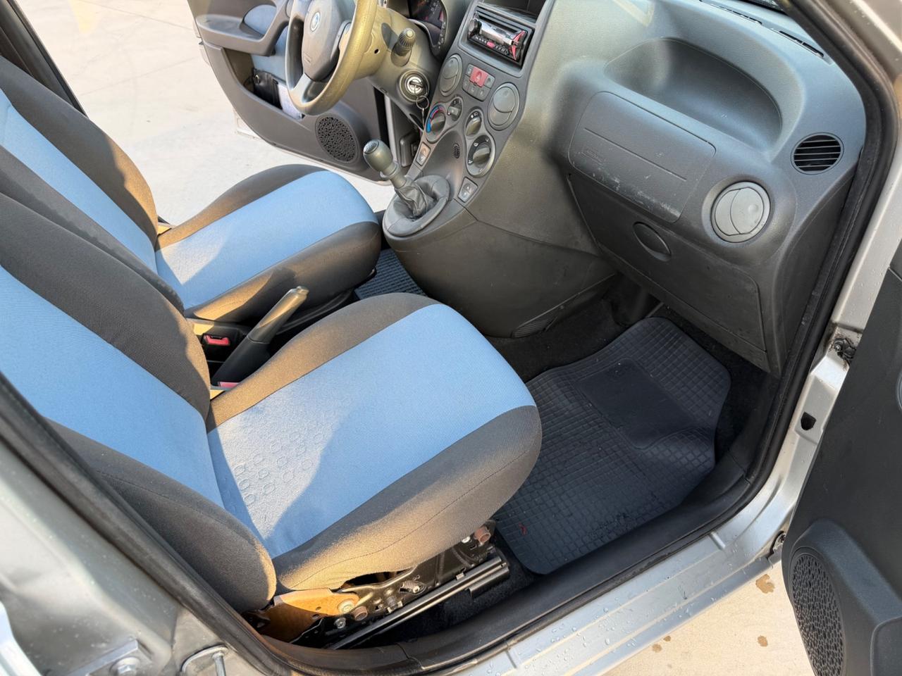 Fiat Panda 1.2 benzina 5 posti con clima