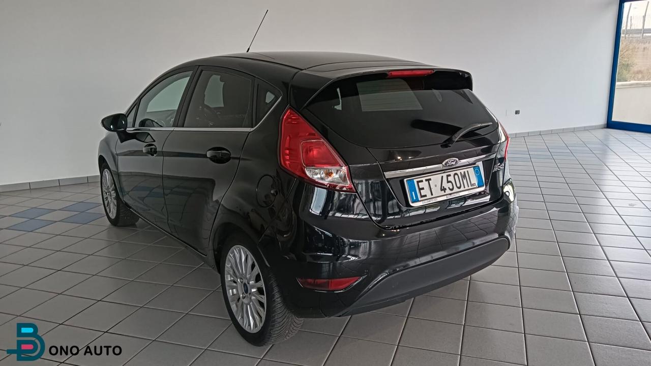 Ford Fiesta 1.5 TDCi 75CV 5 porte Titanium