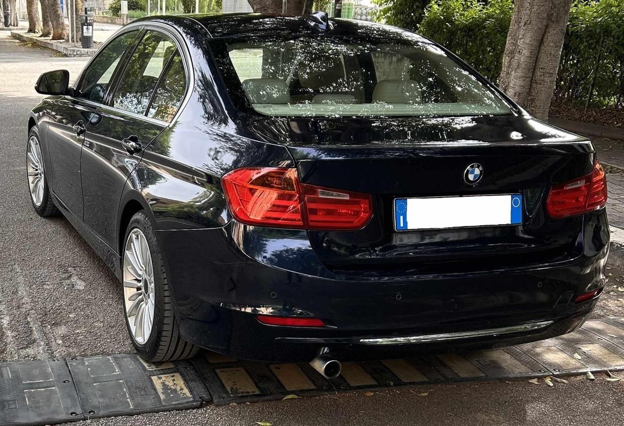 BMW 320d LUXURY