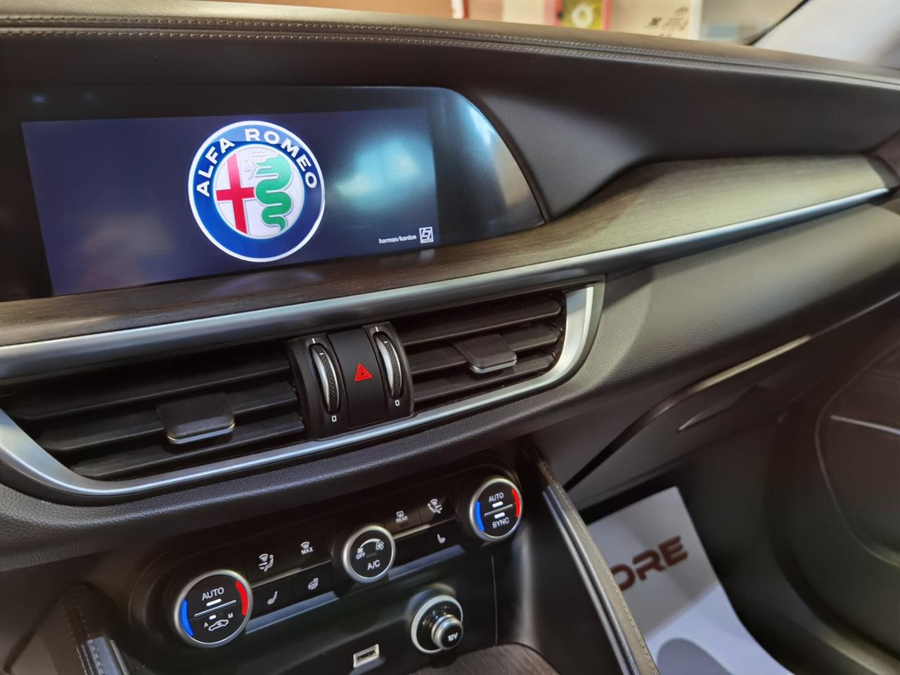 Alfa Romeo Stelvio 2.2 TD190 CV AT8 Q4 TI