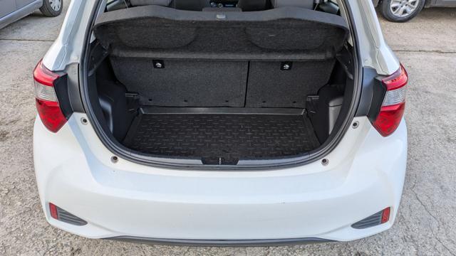 TOYOTA Yaris Hybrid Cool 1.5cc 73cv CAMERA POST. BLUETOOTH