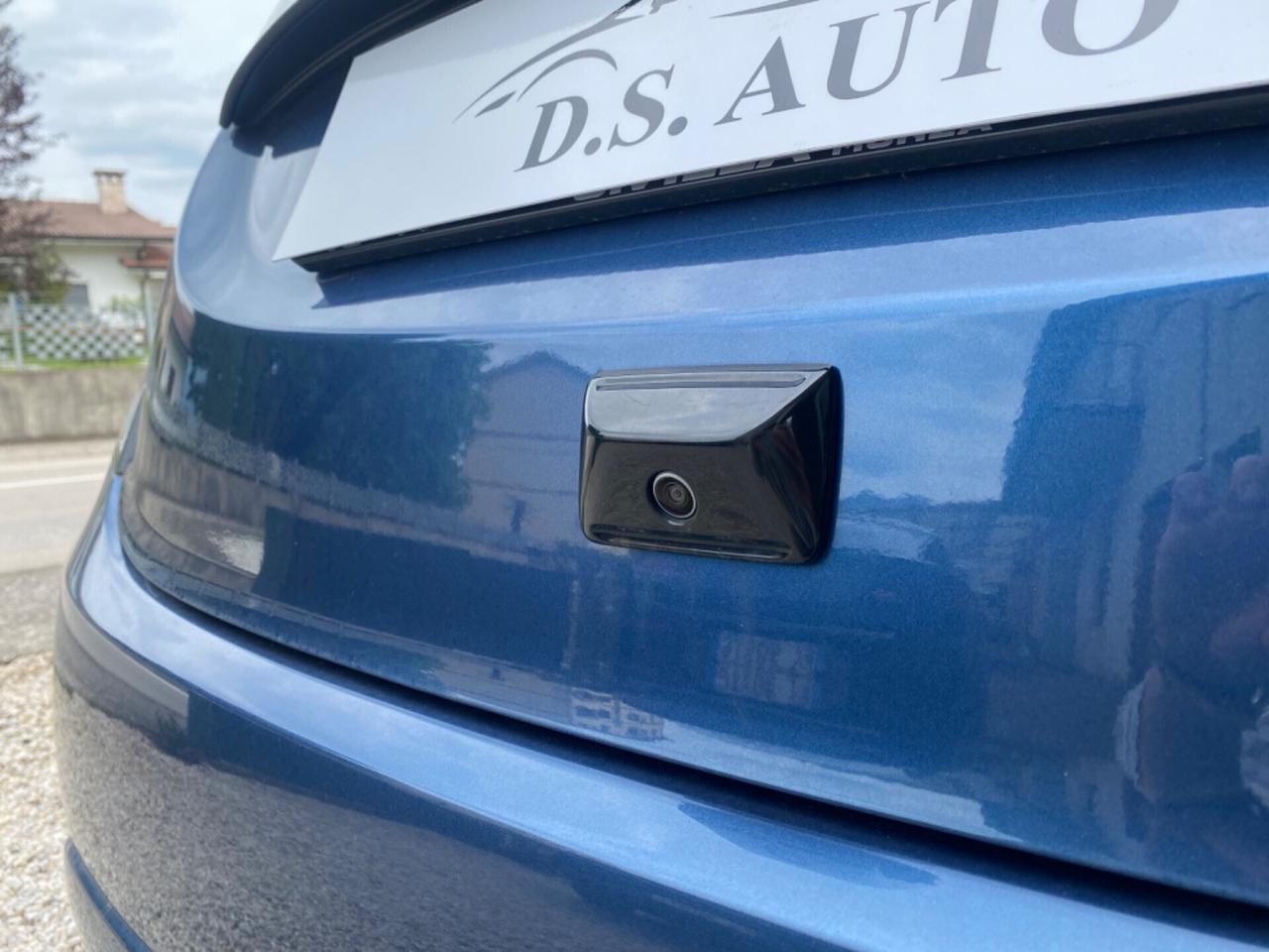 Lancia Ypsilon 5 porte Hybrid Platino solo 3600 Km !!