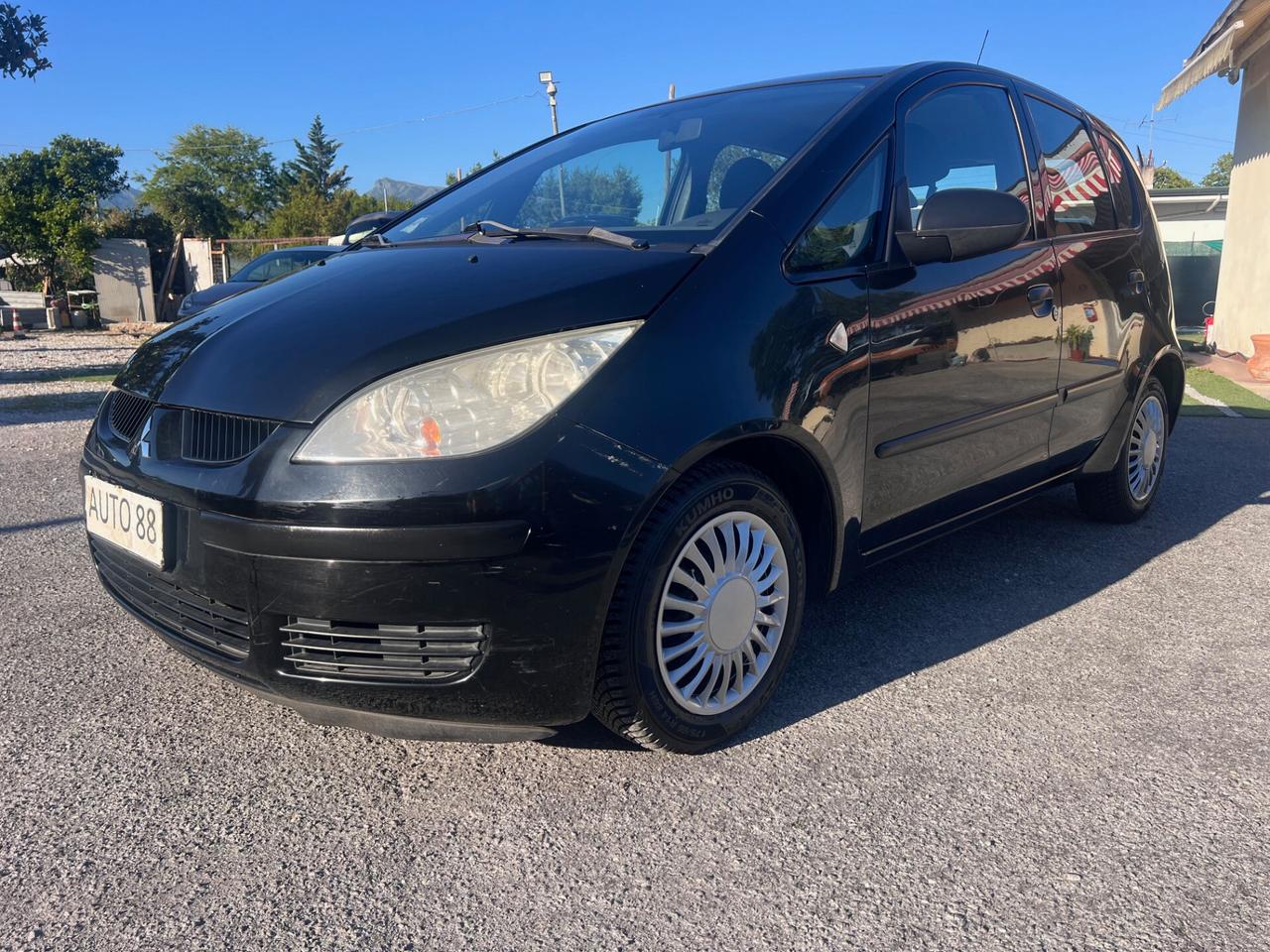 Mitsubishi Colt 1.1 12V 5p. Sportychrome