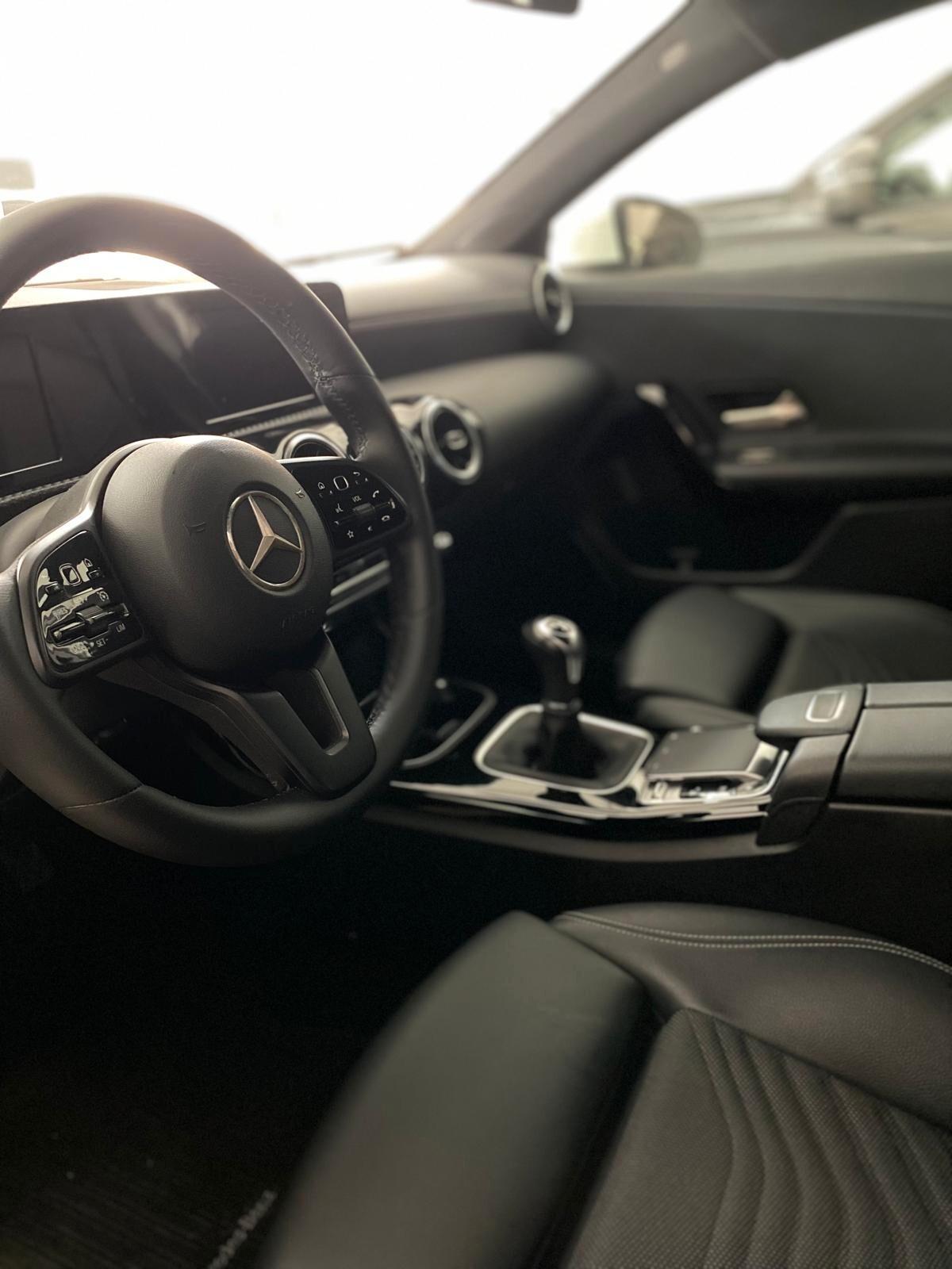 Mercedes-benz A 180 A 180 d Business