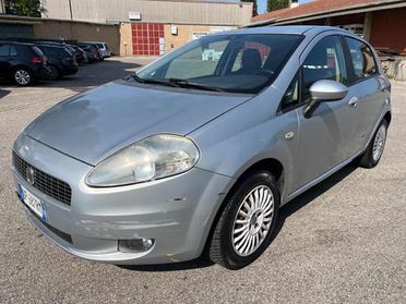 FIAT Grande Punto 1.2 5 porte 127,716km Pronta per Consegna