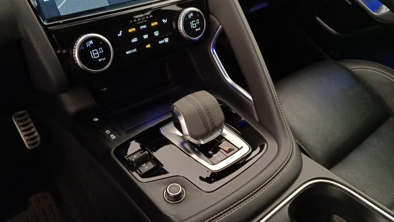 JAGUAR E-Pace 1.5 i3 mhev R-Dynamic fwd 160cv auto
