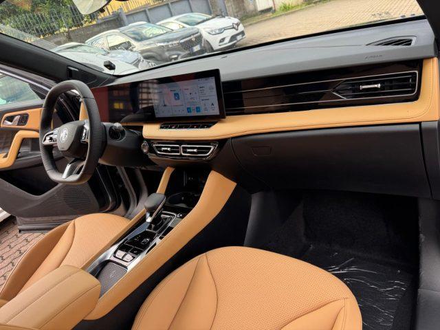 MG HS 1.5T-GDI AT Luxury
