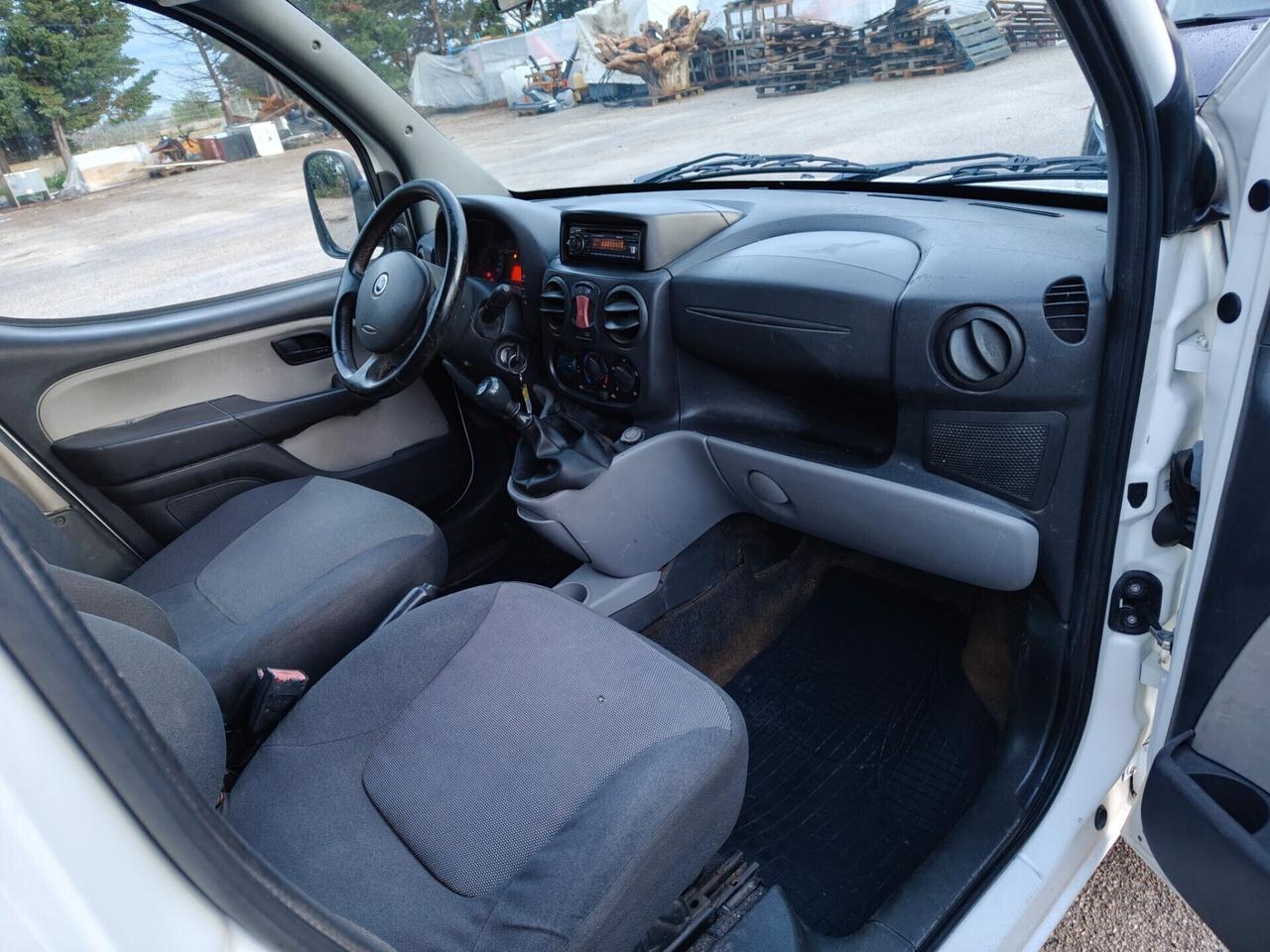Fiat Doblò 1.9 MJT 120 CV Active